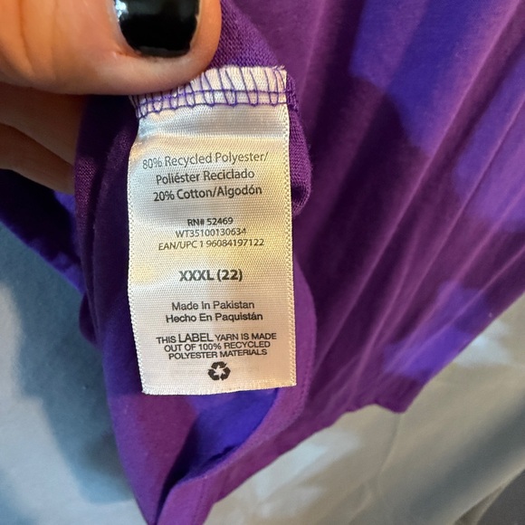 Witch Halloween Purple T-Shirt cat full moon - Picture 5 of 6